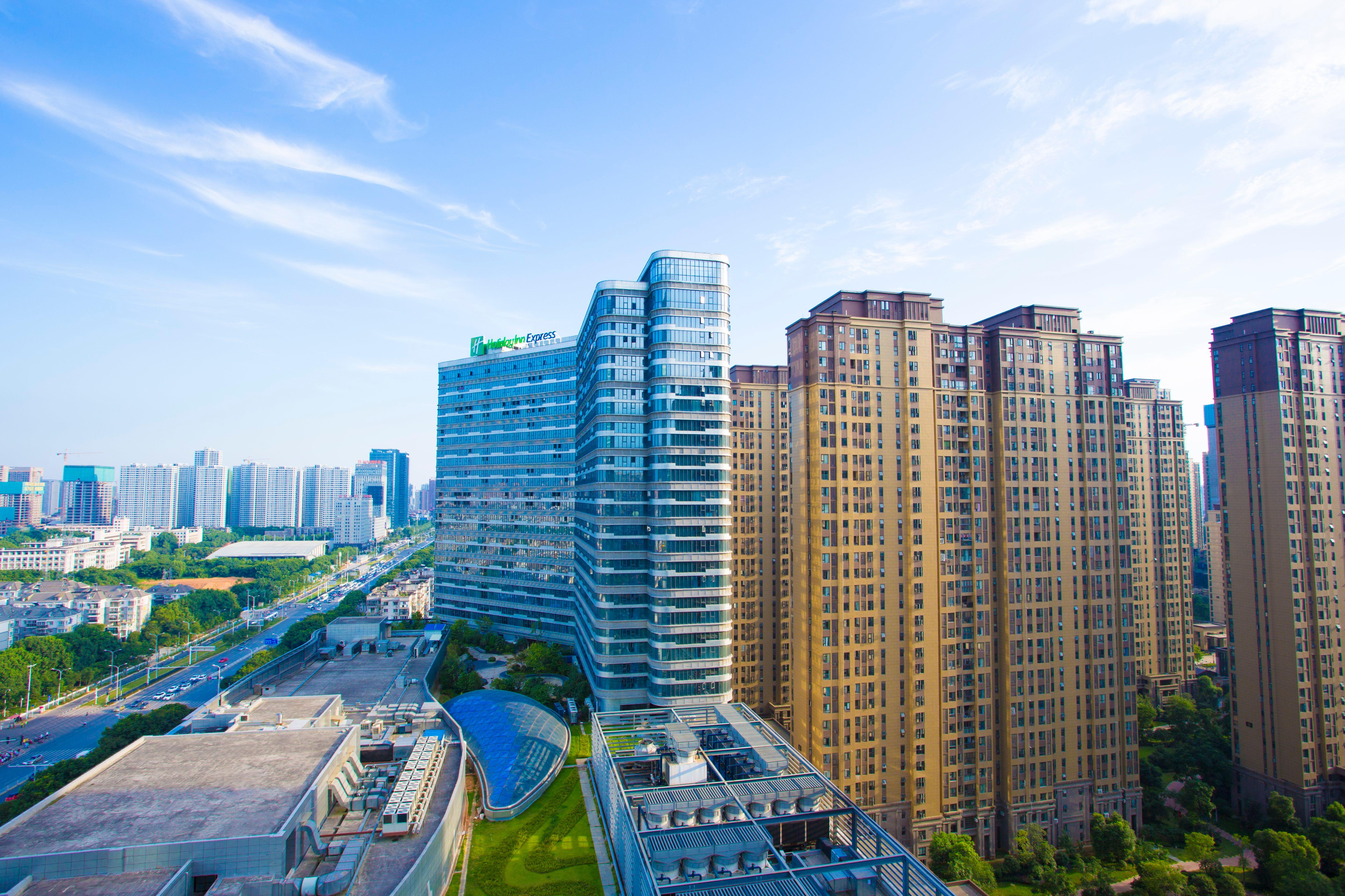 Holiday Inn Express - Wuhan Optical Valley By Ihg Exteriör bild