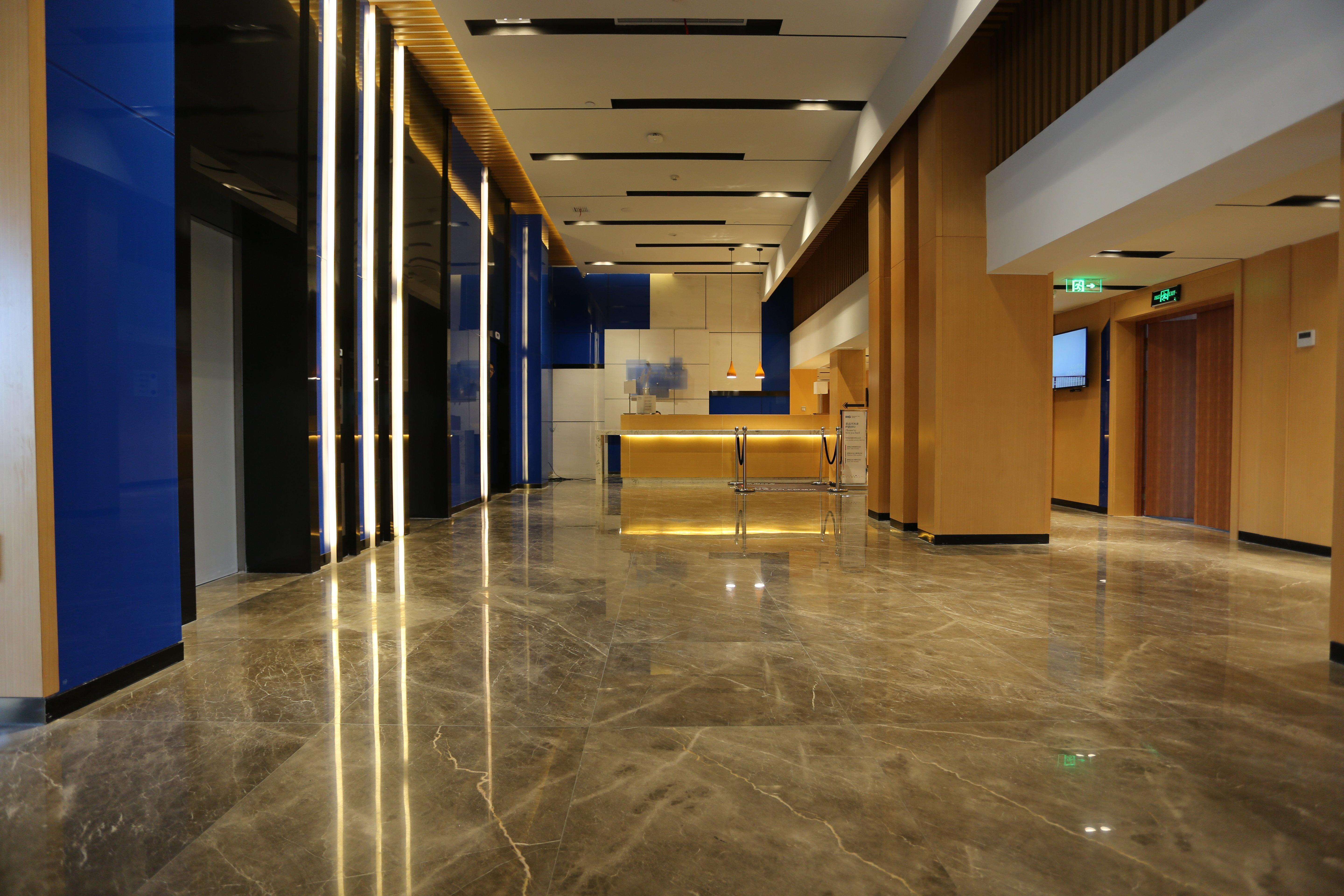 Holiday Inn Express - Wuhan Optical Valley By Ihg Exteriör bild