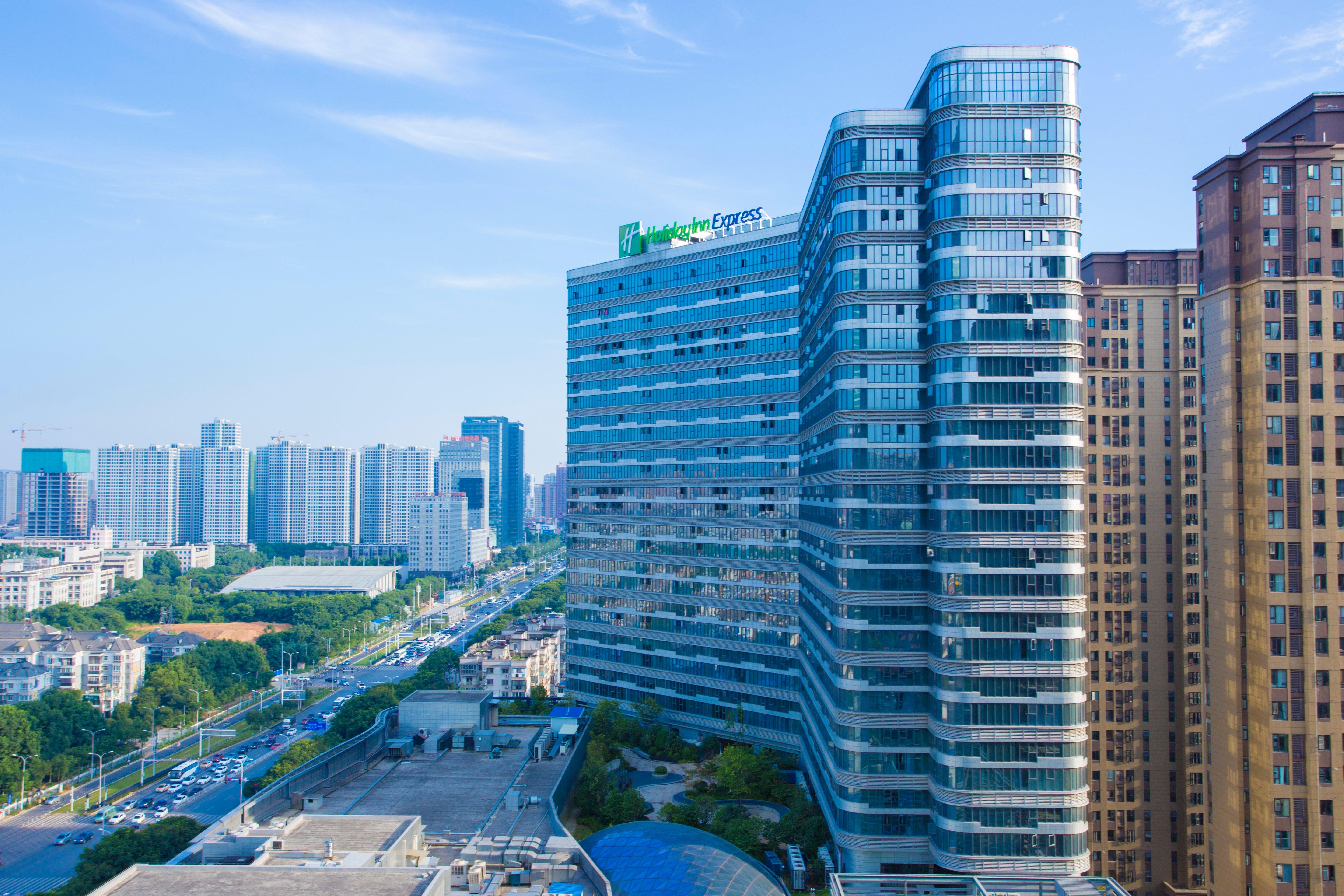 Holiday Inn Express - Wuhan Optical Valley By Ihg Exteriör bild
